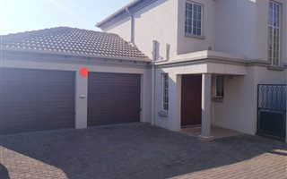4 Bedroom Townhouse in Sonneglans