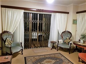 2.5 Bed Townhouse in Jeffreys Bay