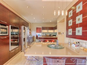 4 Bed House in Morningside