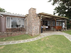 5 Bed House in Boesmansriviermond
