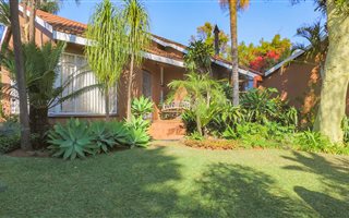 4 Bedroom House in Eldoraigne