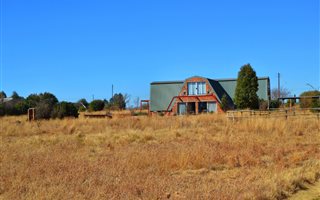24000 ha Farm with House in Henley on Klip