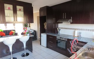 2 Bedroom Apartment in Vorna Valley