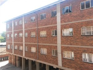 2 Bed Apartment in Hermanstad