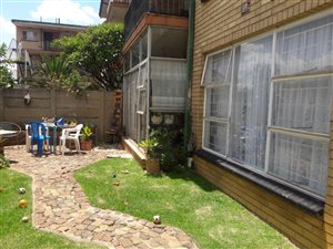 2 Bed Apartment in Vanderbijlpark CE