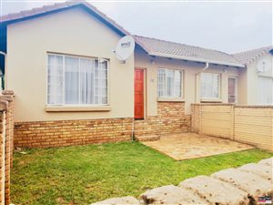 2 Bed Townhouse in Kosmosdal