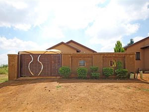 2 Bed House in Soshanguve