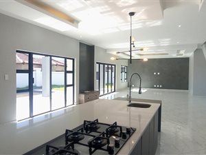 5 Bed House in Savannah Country Estate