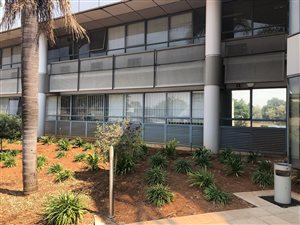 466 m² Commercial space in Bruma