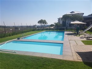 3 Bed Townhouse in Modderfontein