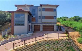 4 Bedroom House in Westbrook