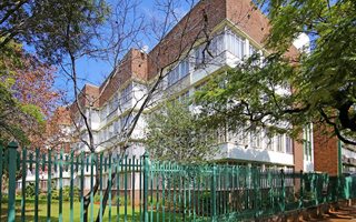 2 Bedroom Apartment in Arcadia