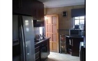 3 Bedroom House in Zwartkop