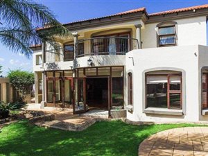 5 Bed House in Irene Farm Villages