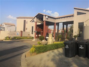 2 Bedroom Apartment in Honeydew