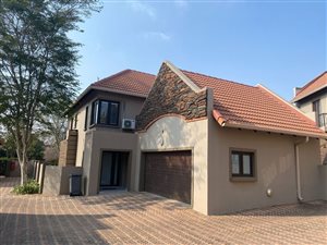 3 Bed Townhouse in Boardwalk Meander