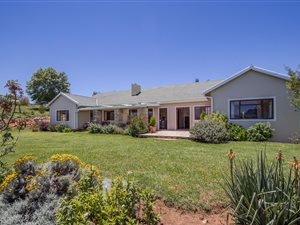 8 ha Smallholding in Underberg