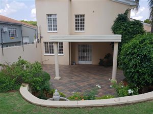 3 Bed House in Lynnwood Glen