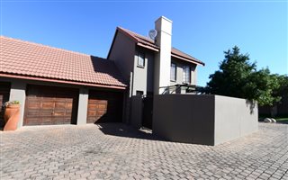 3 Bedroom House in Brooklands