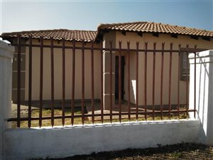 3 Bed House in Rosslyn