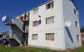 2 Bedroom Apartment in Redfern