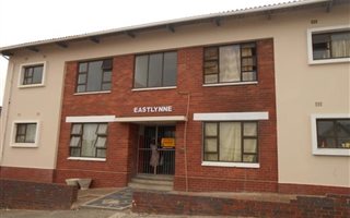 2 Bedroom Flat in Quigney