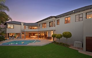 5 Bedroom House in Benmore Gardens