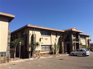 183 m² Commercial space in Highveld