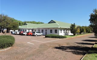 1300 m² Commercial space in Dalpark