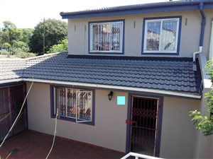 4 Bed Duplex in Grove End