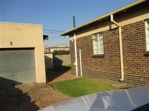 2 Bed House in South Hills