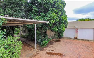 5 Bedroom House in Birch Acres