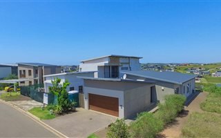3 Bedroom House in Palm Lakes Estate