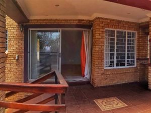 3 Bed Townhouse in Amorosa