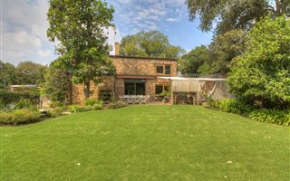 3 Bedroom House in Bramley
