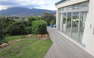 3 Bedroom House in Capri