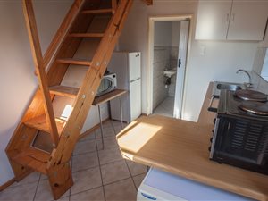 1 Bed Garden Cottage in Elarduspark
