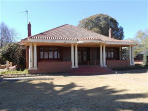 936 m² Commercial space in Nigel