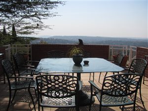 4 Bed House in Groenkloof