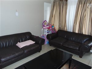2 Bed Apartment in Edenglen