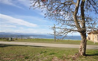 700 m² Land available in The Hill Estate