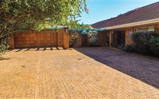4 Bedroom House in Montrose