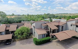 2 Bedroom Apartment in Johannesburg North