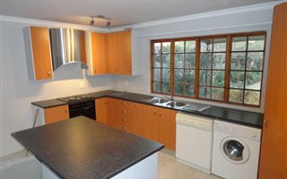 2 Bedroom Garden Cottage in Lambton