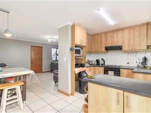 5 Bed House in Windermere