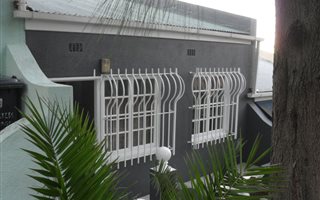 2 Bedroom House in Bo-Kaap