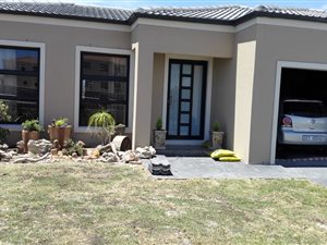 3 Bed House in Fairview Golf Estate