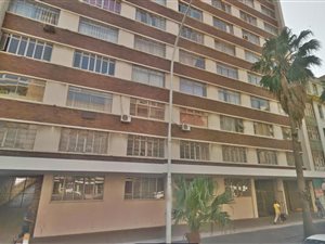 Studio Apartment in Albert Park