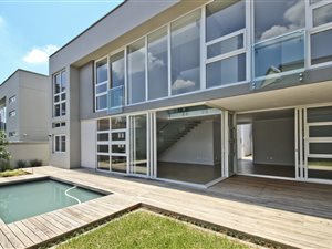 4 Bed Cluster in Illovo