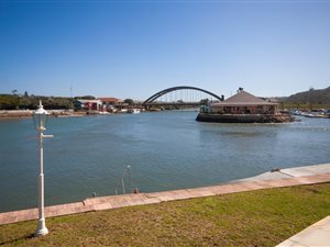 4 Bed House in Royal Alfred Marina